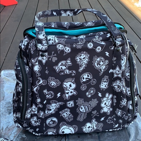 Jujube Queen’s Court Be Supplied breast pump tote - Picture 13 of 15